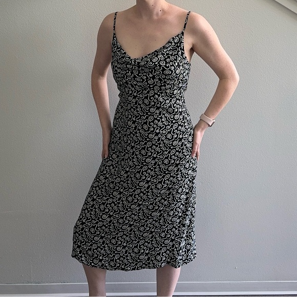 Reformation Astrid Dress - Picture 2 of 8